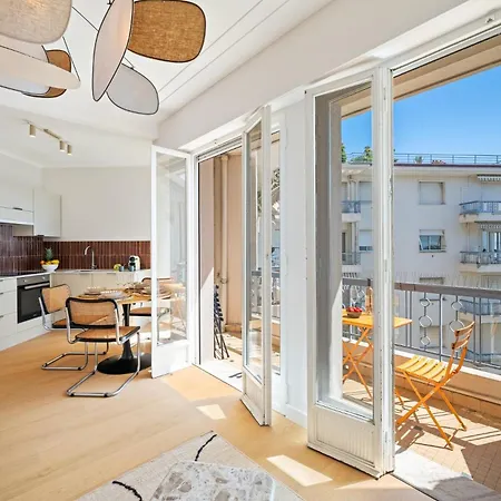 Apartment Le Bergasol Vue Terrasse Proche Centre
