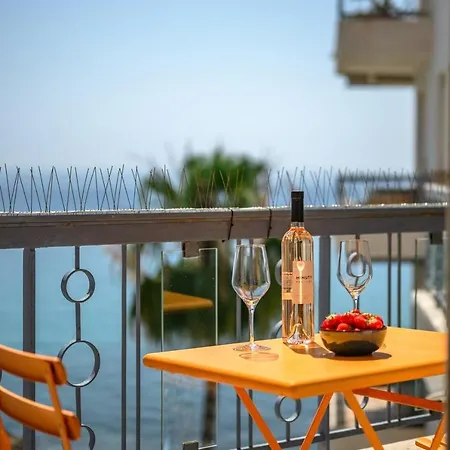 Apartment Le Bergasol Vue Terrasse Proche Centre *