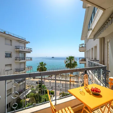 Apartment Le Bergasol Vue Terrasse Proche Centre *